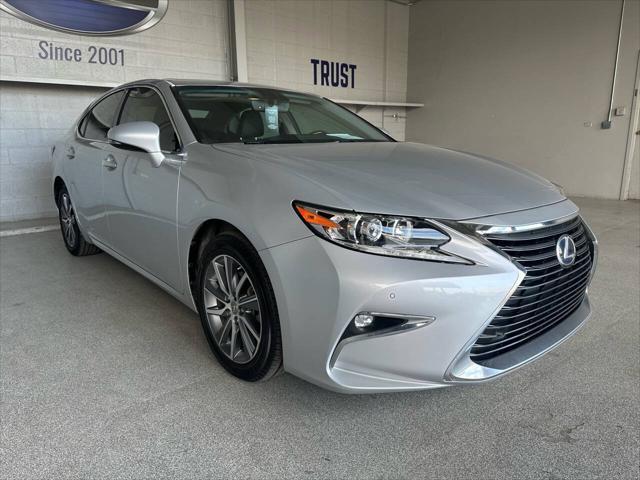 used 2016 Lexus ES 300h car, priced at $20,998