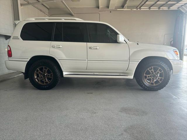 used 2004 Lexus LX 470 car, priced at $38,498