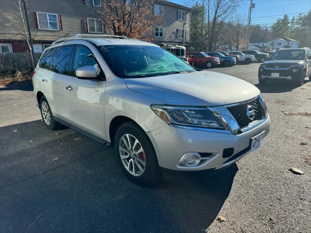 used 2014 Nissan Pathfinder car, priced at $10,990