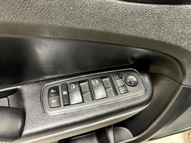 used 2022 Chrysler 300 car, priced at $27,000