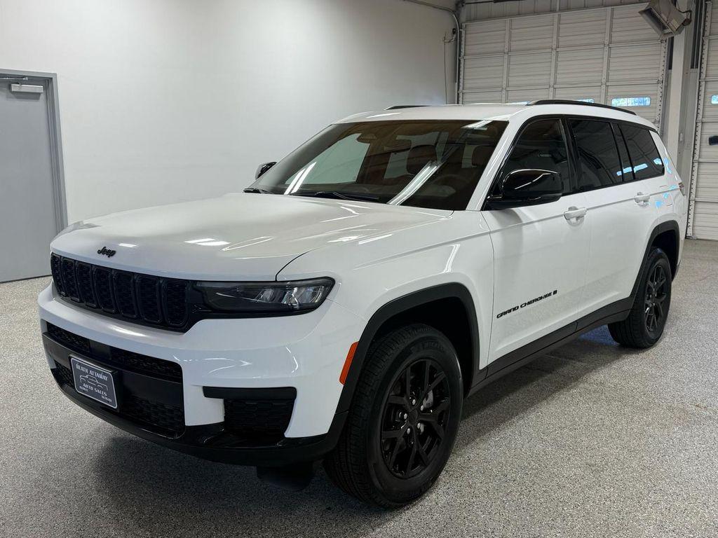 used 2024 Jeep Grand Cherokee L car, priced at $33,000