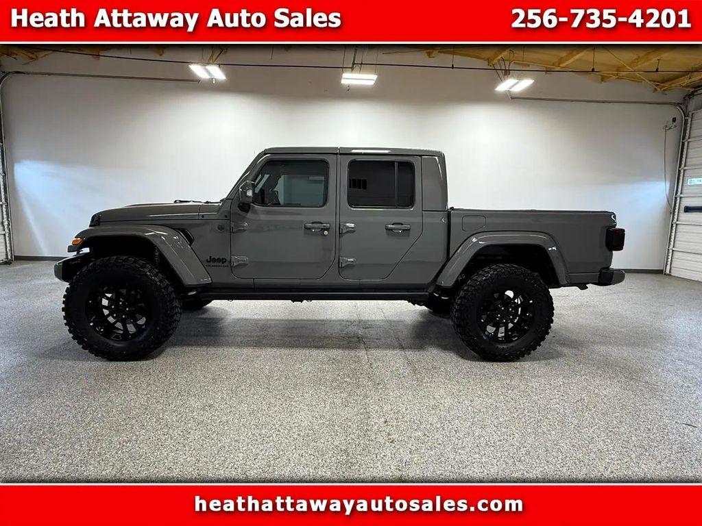 used 2022 Jeep Gladiator car, priced at $39,000