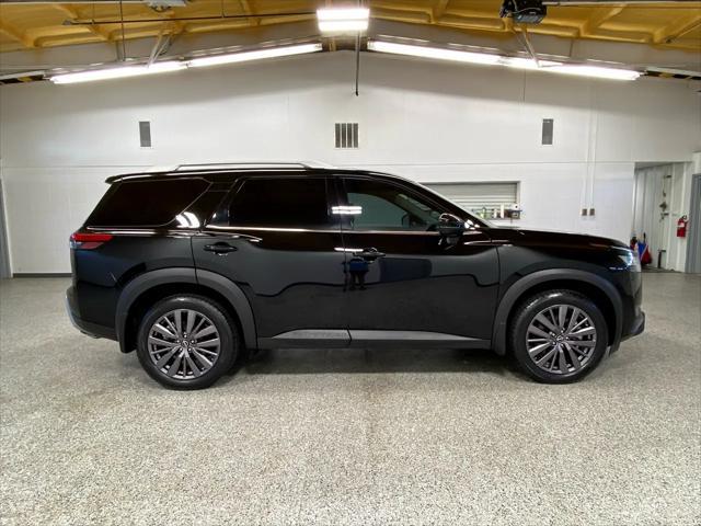 used 2022 Nissan Pathfinder car, priced at $31,000