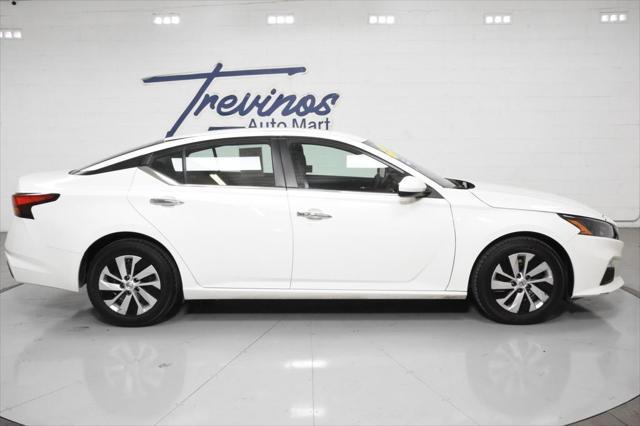 used 2022 Nissan Altima car, priced at $18,750