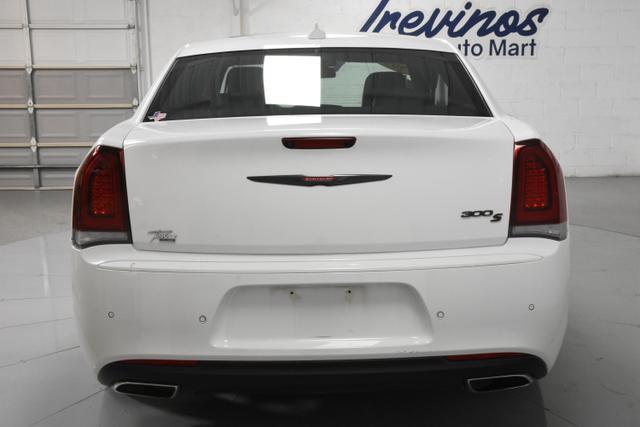 used 2022 Chrysler 300 car, priced at $25,260