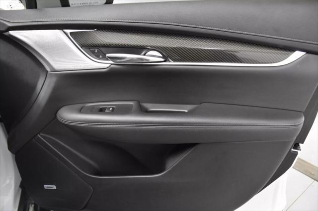 used 2021 Cadillac XT6 car, priced at $30,960
