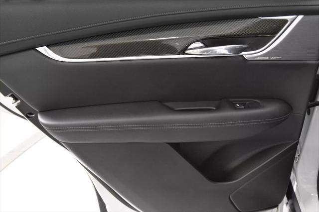 used 2021 Cadillac XT6 car, priced at $30,960
