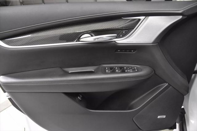 used 2021 Cadillac XT6 car, priced at $30,960