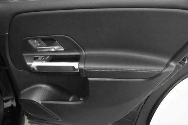 used 2021 Mercedes-Benz GLB 250 car, priced at $24,551