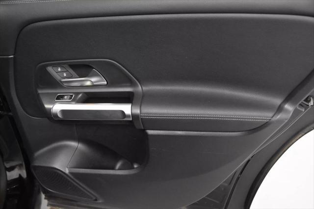 used 2021 Mercedes-Benz GLB 250 car, priced at $25,500