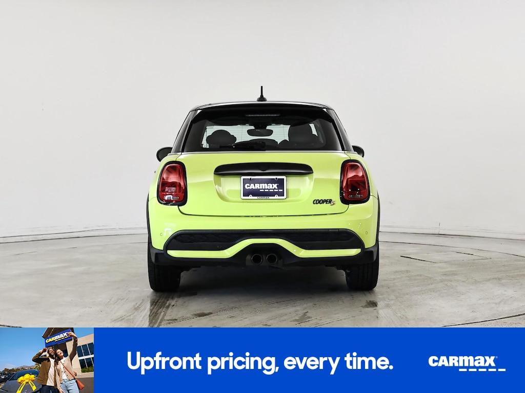 used 2023 MINI Hardtop car, priced at $26,998