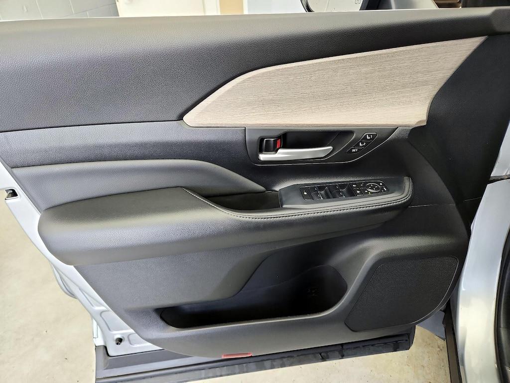 used 2024 Toyota Grand Highlander car, priced at $48,998