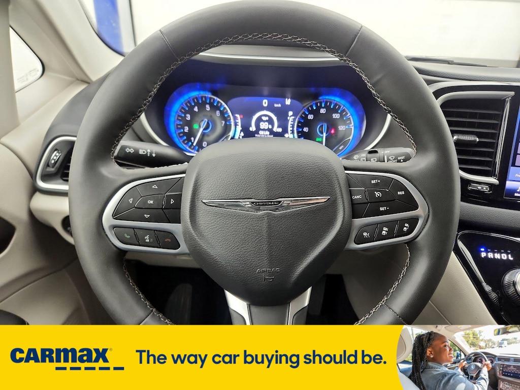 used 2023 Chrysler Pacifica car, priced at $25,998