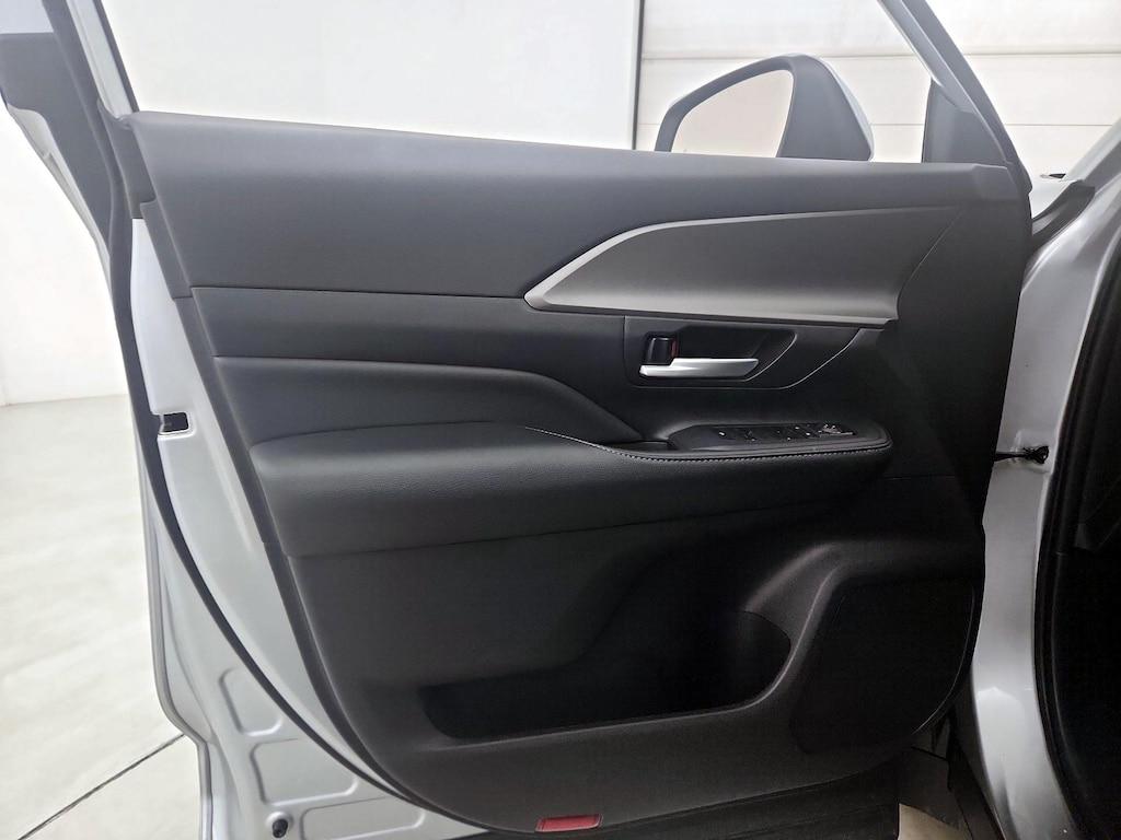 used 2024 Toyota Grand Highlander car, priced at $47,998