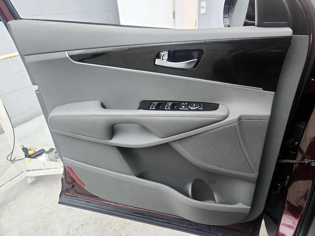 used 2016 Kia Sorento car, priced at $14,998