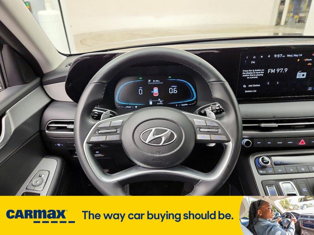 used 2024 Hyundai Palisade car, priced at $37,998