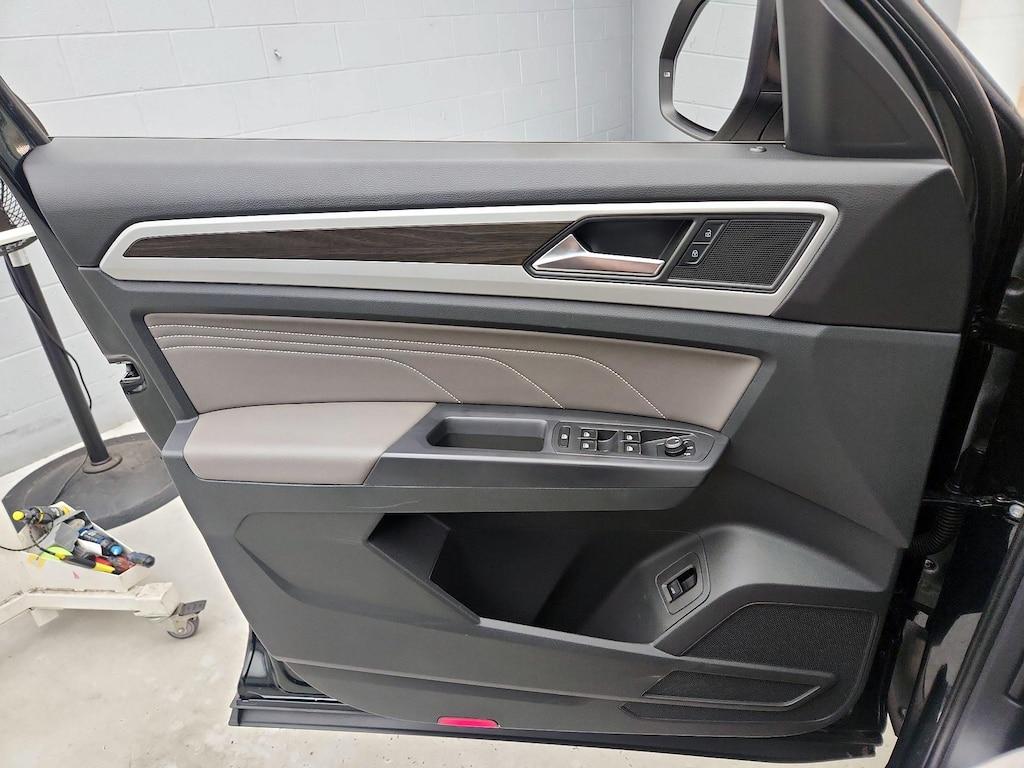 used 2021 Volkswagen Atlas car, priced at $30,998