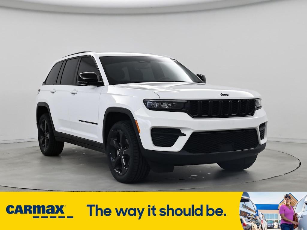 used 2022 Jeep Grand Cherokee car, priced at $31,998