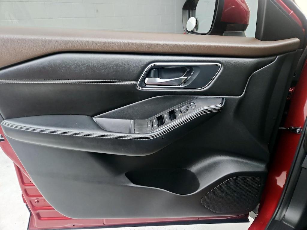 used 2021 Nissan Rogue car, priced at $23,998