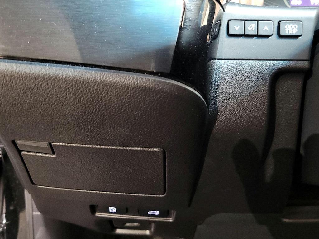 used 2022 Lexus ES 350 car, priced at $36,998