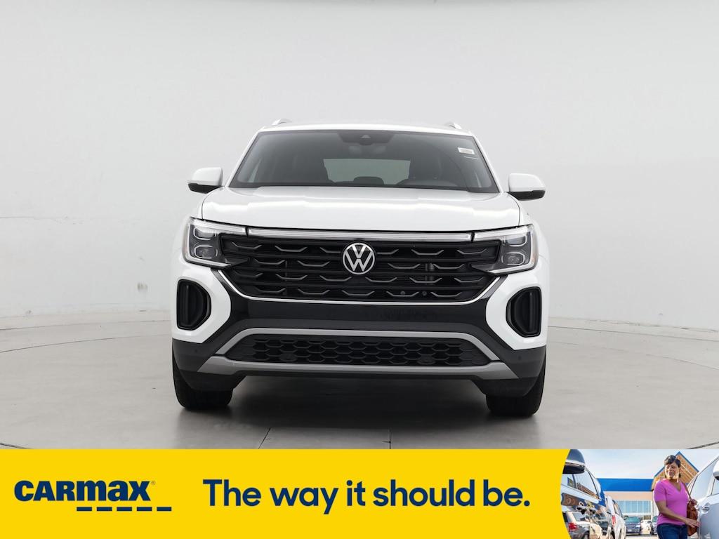 used 2024 Volkswagen Atlas Cross Sport car, priced at $35,998