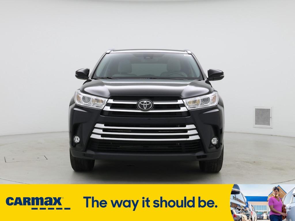 used 2019 Toyota Highlander car, priced at $29,998