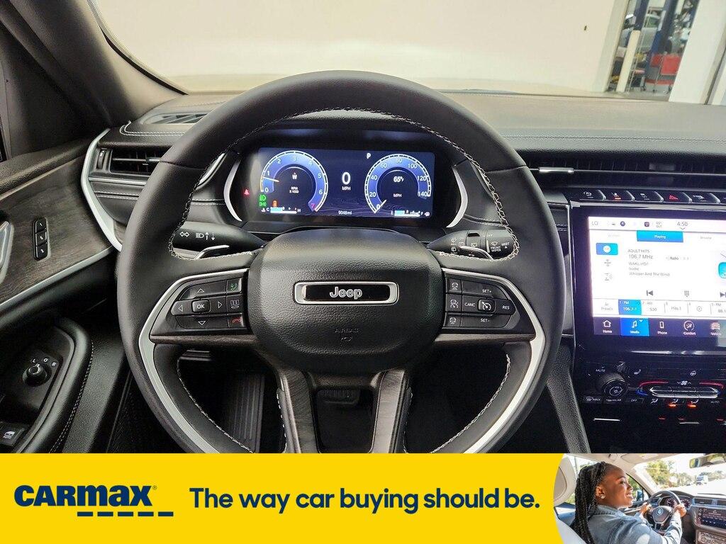 used 2024 Jeep Grand Cherokee car, priced at $40,998