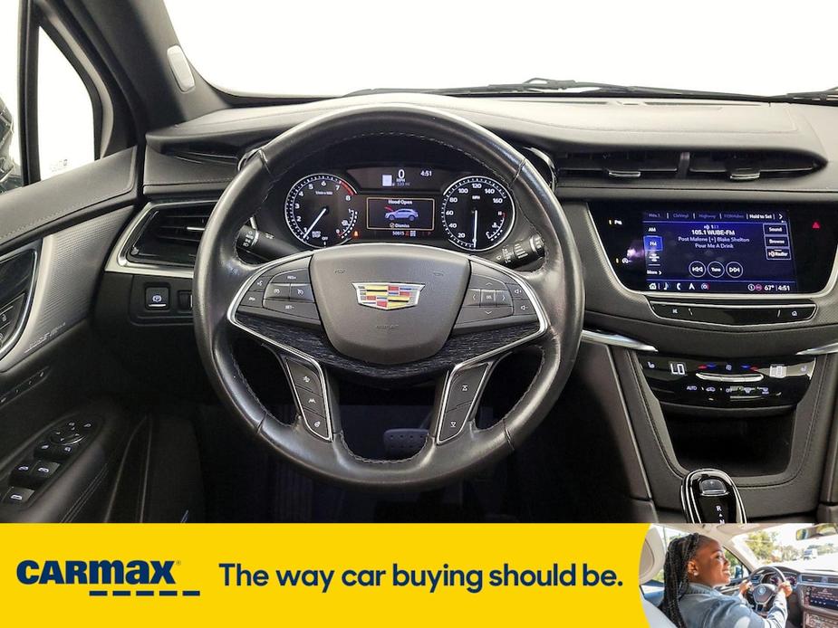 used 2023 Cadillac XT5 car, priced at $34,998