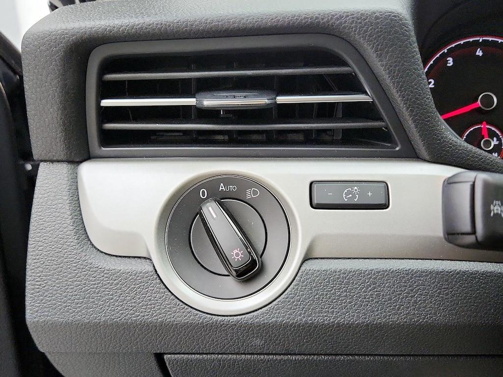 used 2022 Volkswagen Passat car, priced at $24,998