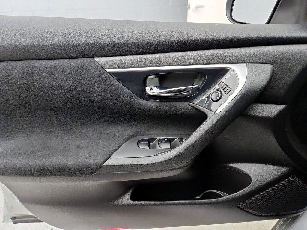 used 2014 Nissan Altima car, priced at $12,998