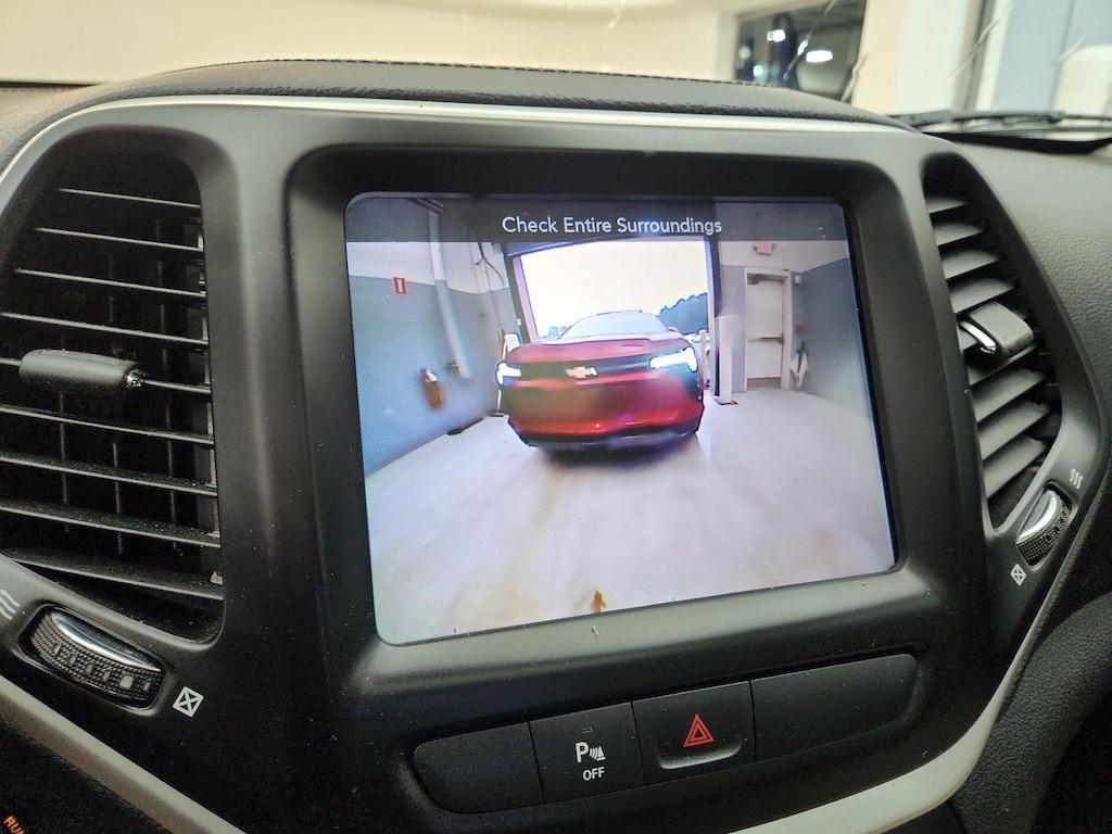 used 2015 Jeep Cherokee car, priced at $14,599