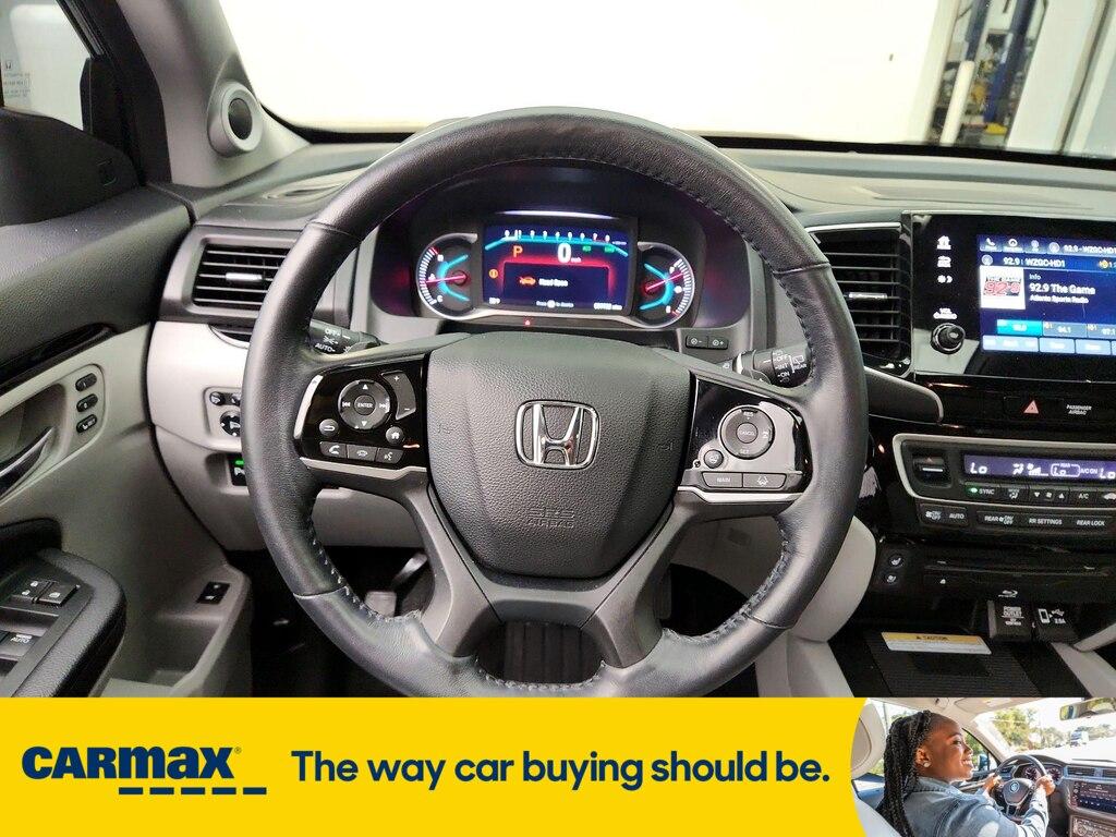 used 2022 Honda Pilot car, priced at $33,998