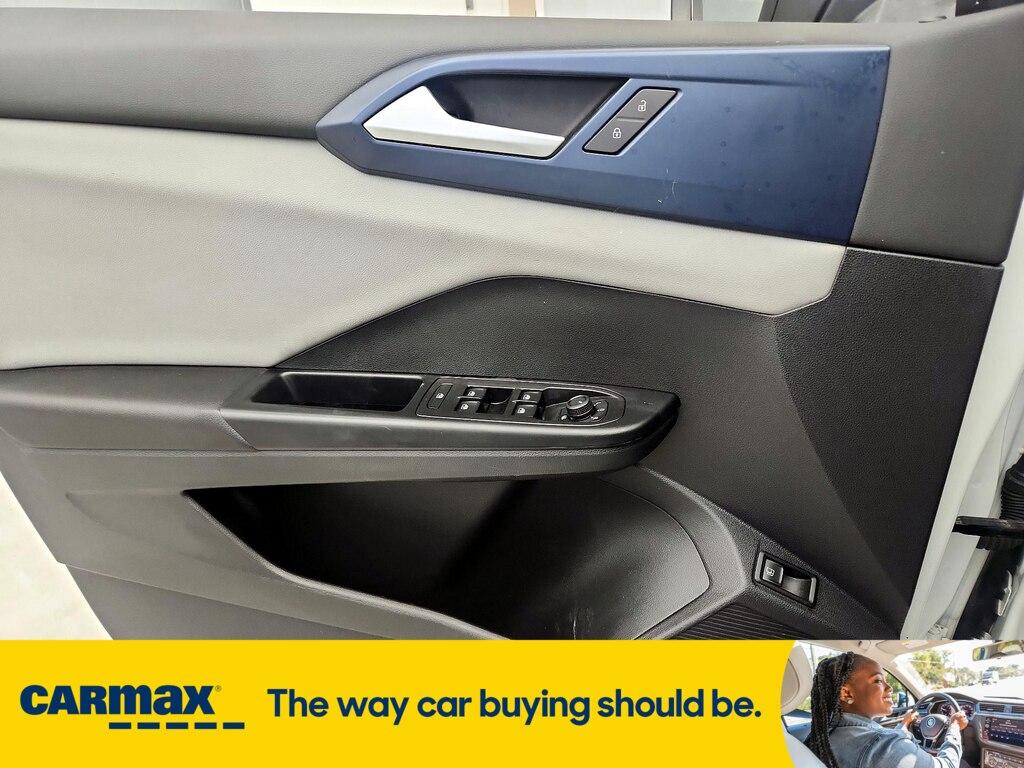 used 2022 Volkswagen Taos car, priced at $21,998