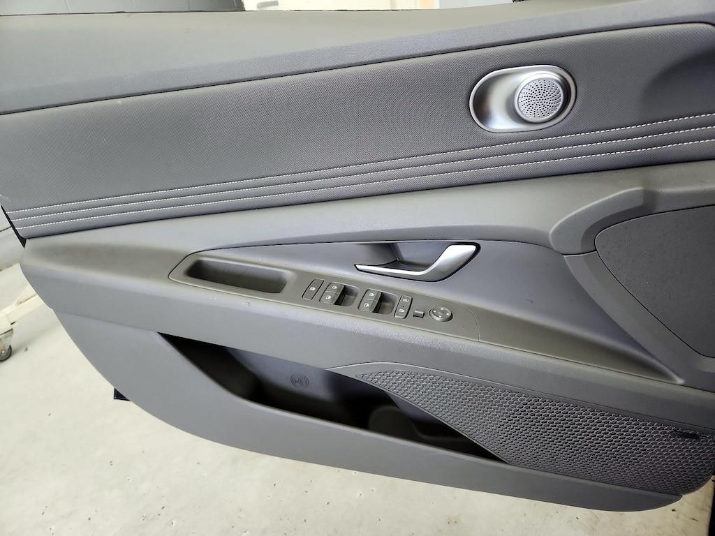 used 2022 Hyundai Elantra car, priced at $21,998