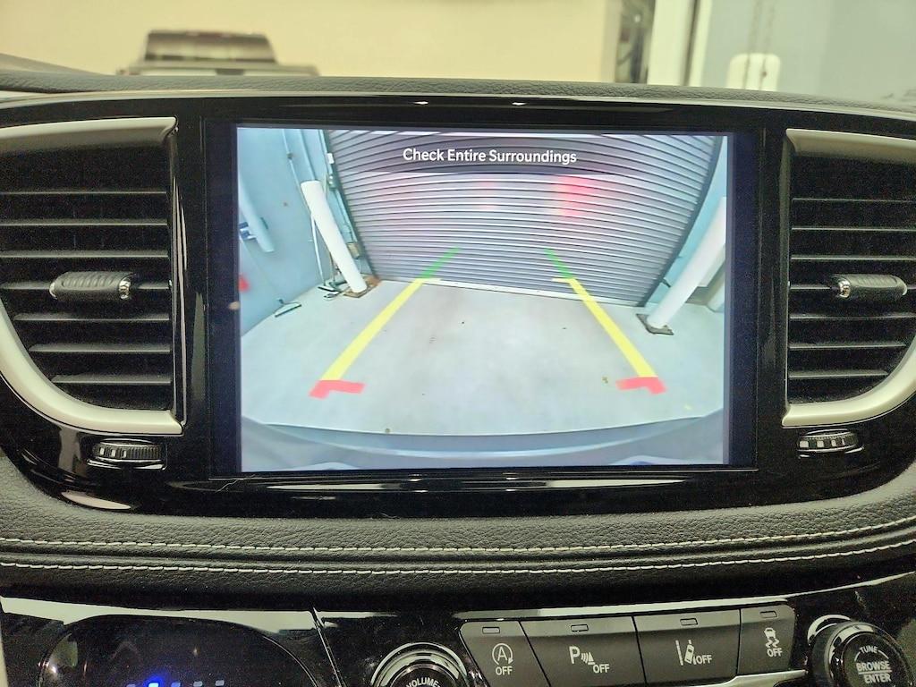 used 2021 Chrysler Pacifica car, priced at $30,998