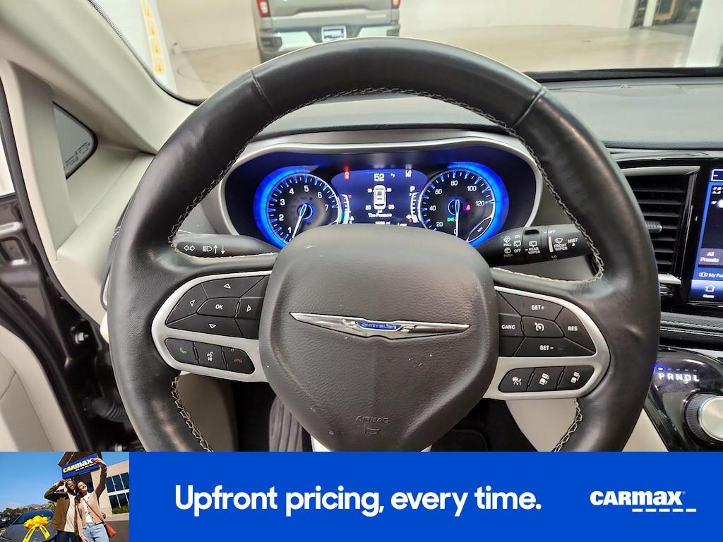 used 2021 Chrysler Pacifica car, priced at $30,998