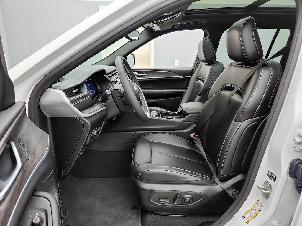 used 2024 Jeep Grand Cherokee car, priced at $42,998