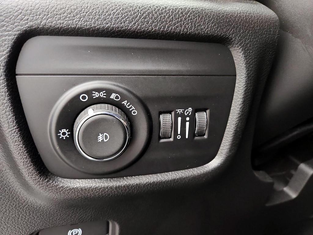 used 2024 Jeep Grand Cherokee car, priced at $42,998