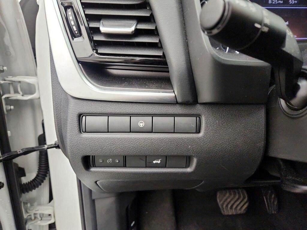 used 2022 Nissan Rogue car, priced at $24,998