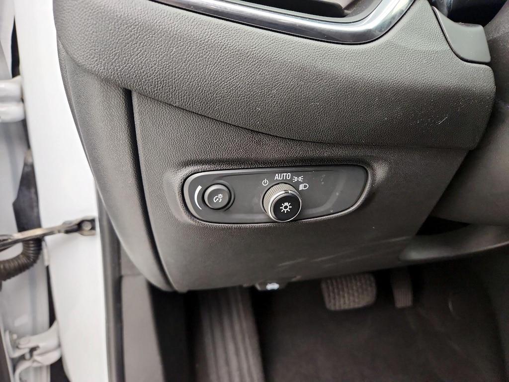 used 2022 Chevrolet Equinox car, priced at $20,998