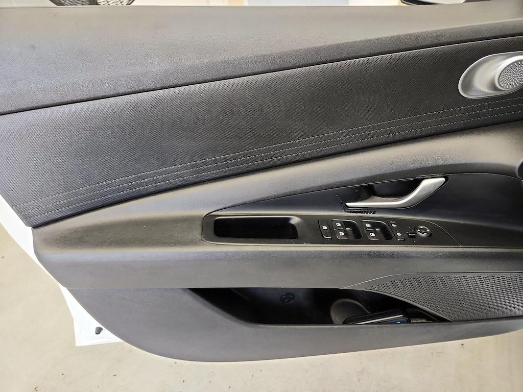 used 2022 Hyundai Elantra car, priced at $17,998
