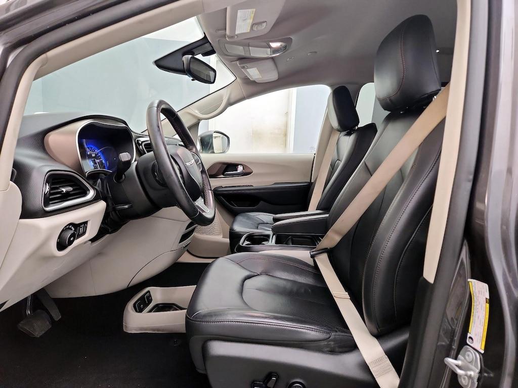 used 2018 Chrysler Pacifica car, priced at $25,998