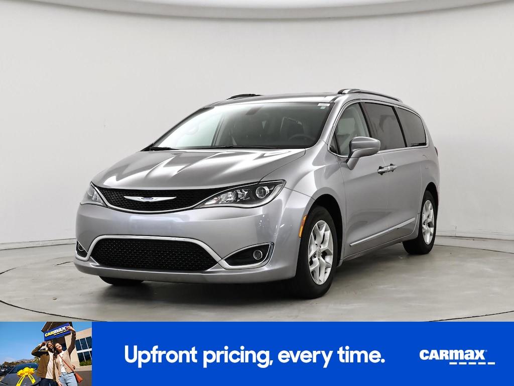 used 2018 Chrysler Pacifica car, priced at $26,998