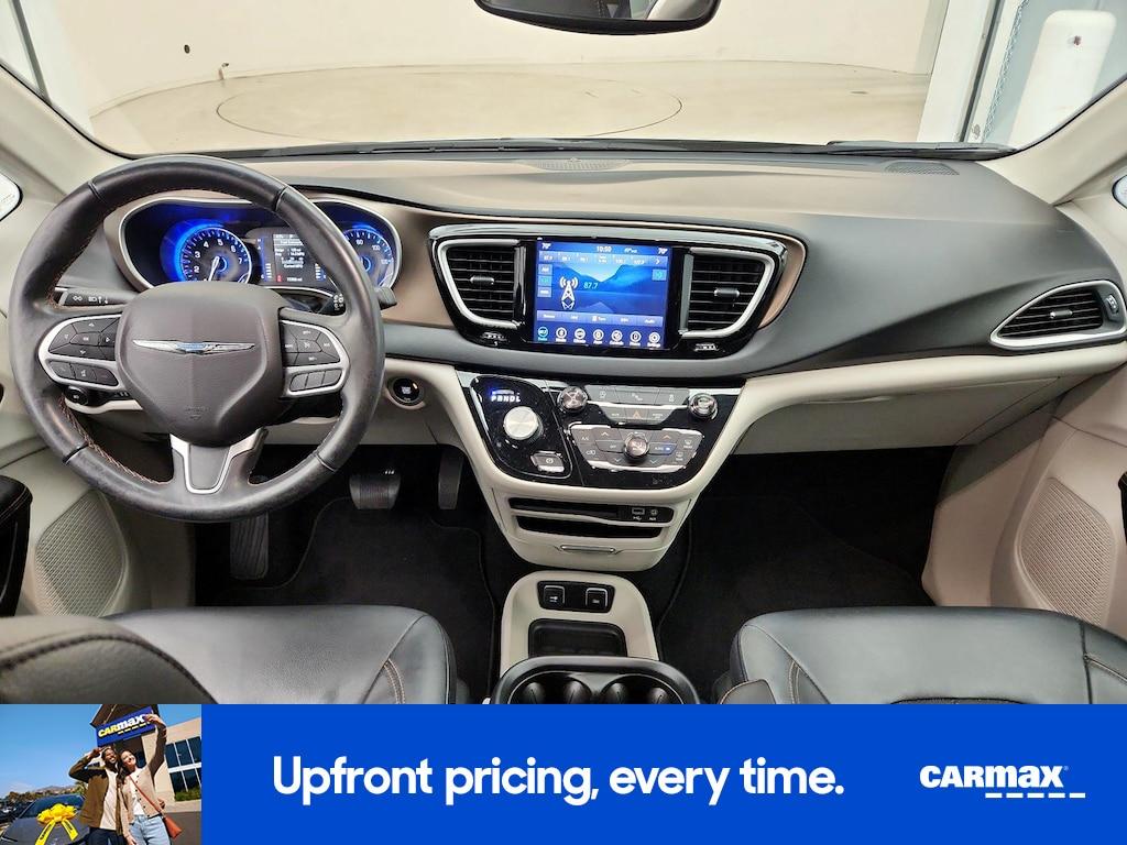 used 2018 Chrysler Pacifica car, priced at $26,998