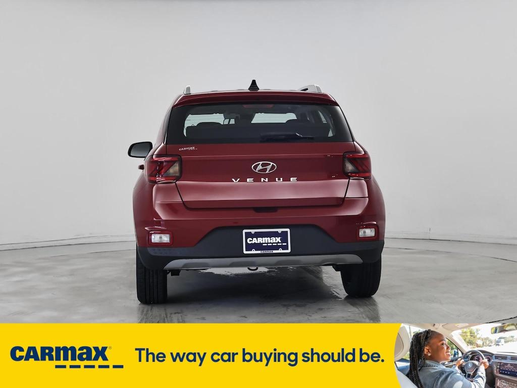 used 2022 Hyundai Venue car, priced at $19,998