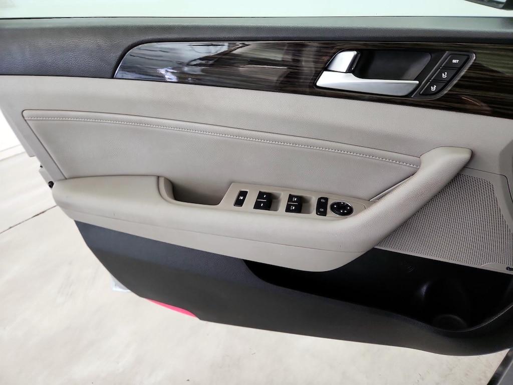 used 2016 Hyundai Sonata Hybrid car, priced at $15,998