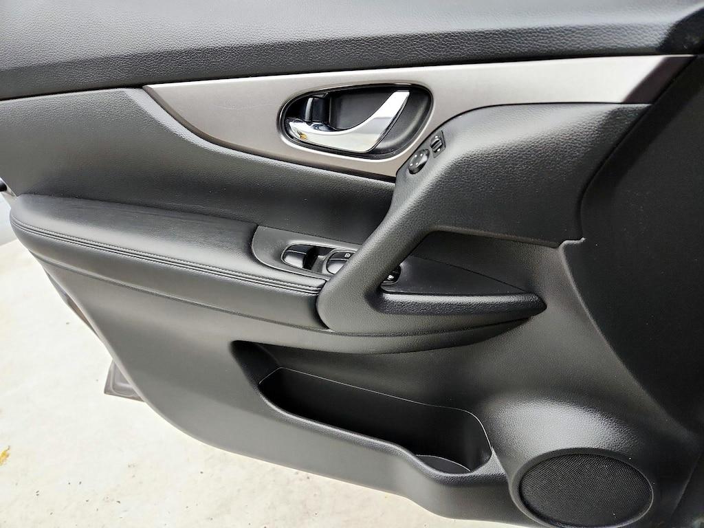 used 2016 Nissan Rogue car, priced at $14,599