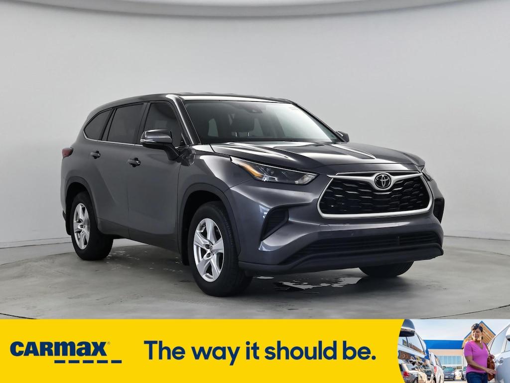 used 2023 Toyota Highlander car, priced at $33,998