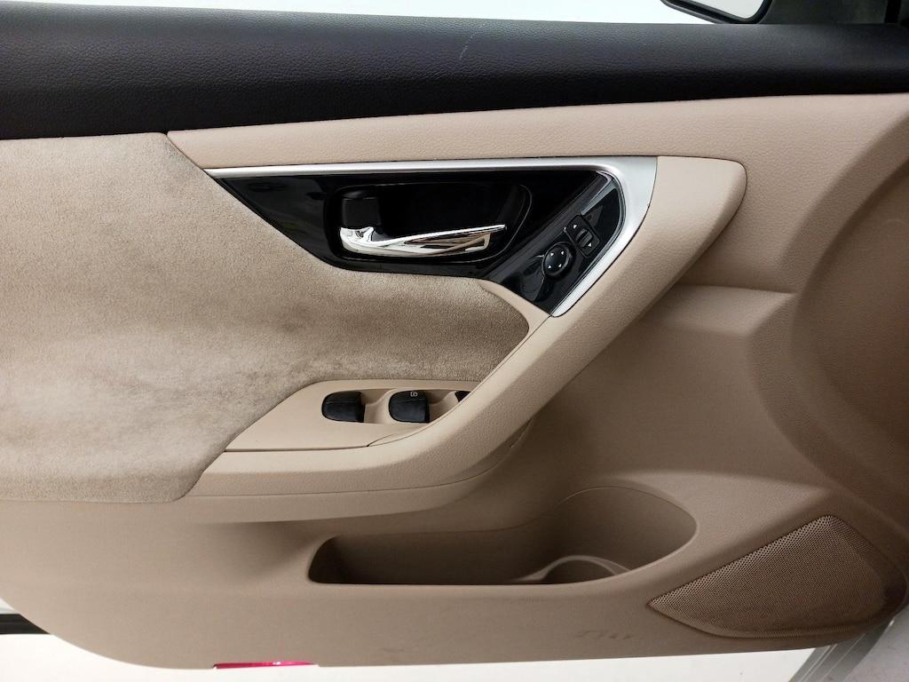 used 2013 Nissan Altima car, priced at $14,998