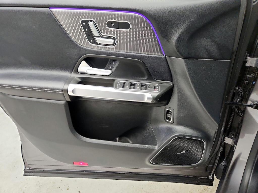 used 2021 Mercedes-Benz GLB 250 car, priced at $27,998